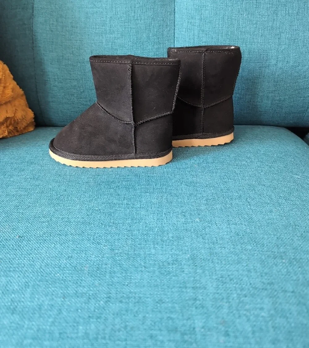 Girls Black Winter Boot with Tan Sole